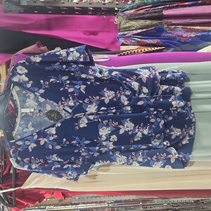 Xhilaration 2x Navy Floral Top with snap closure and tie in the front